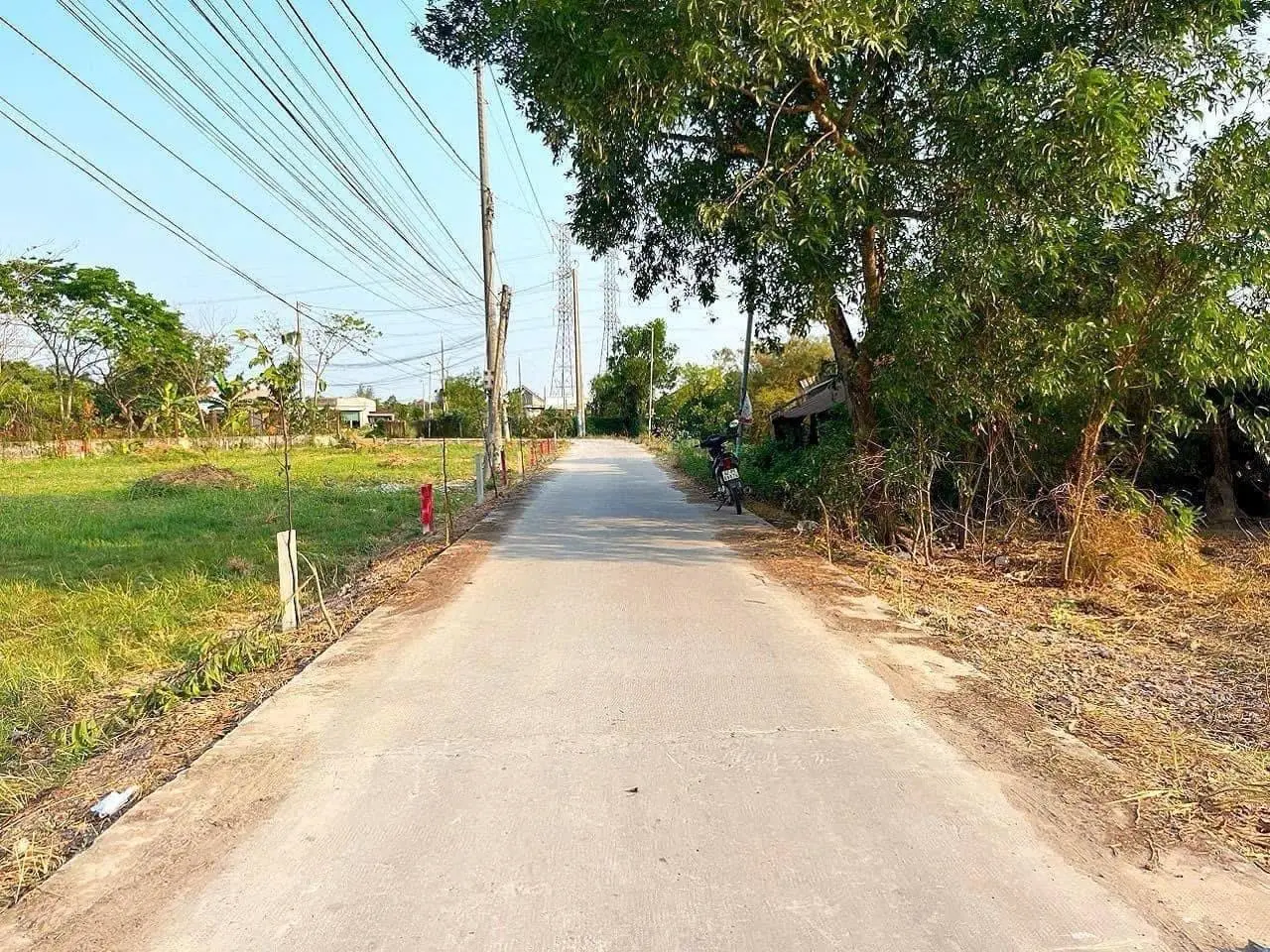 Bán 2 đất liền kề 1 sẹt tỉnh lộ 824 mỹ hạnh nam gần chợ