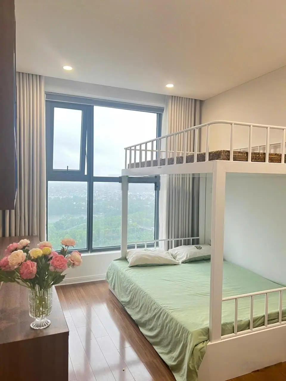 Cần bán gấp căn Mỹ Đình Pearl - 72m- 2PN - 2vs - Full NT ( ảnh thật ) - giá 5 tỉ - lh 0947 668 ***