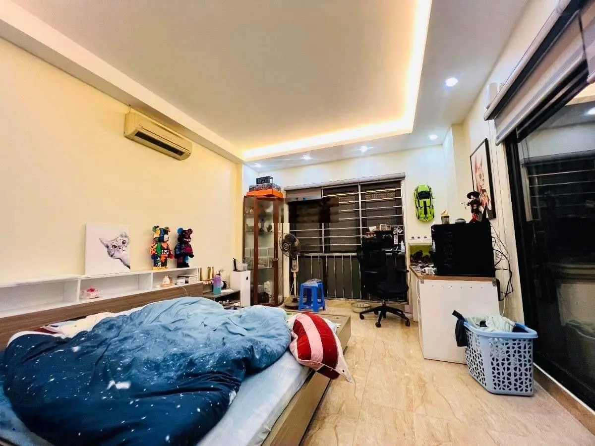 Bán nhà Phố Đặng Tiến Đông Hồ Hoàng Cầu Ô Tô Đỗ Cửa Vào Nhà Lô Góc 37m2 6 Tầng Nhà Đẹp Ở Ngay