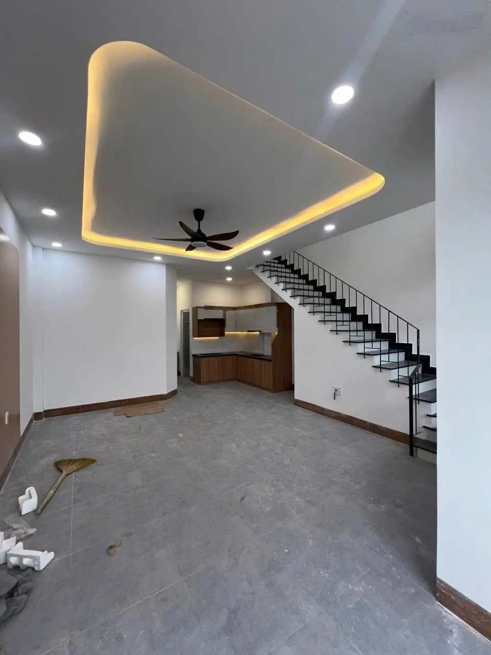 Nhà mới xây thiết kế đẹp tại Diên An gần KĐT Phú Ân Nam 1 giá chỉ 2 tỷ 295 thương lượng
