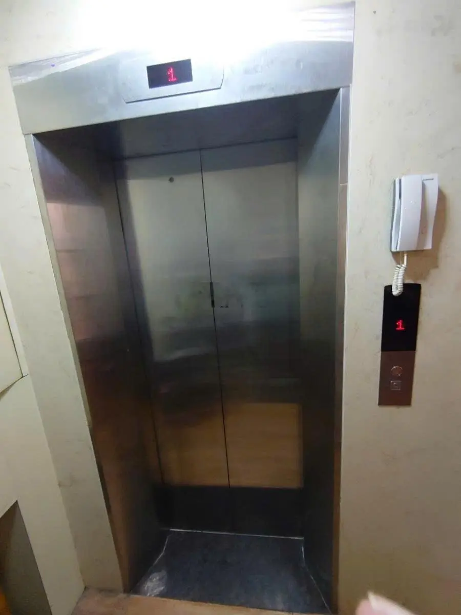 Bán tòa apartment mặt phố hồ trúc bạch, ba đình, dt 140m2, 9 tầng, 2 thoáng, giá 65 tỷ