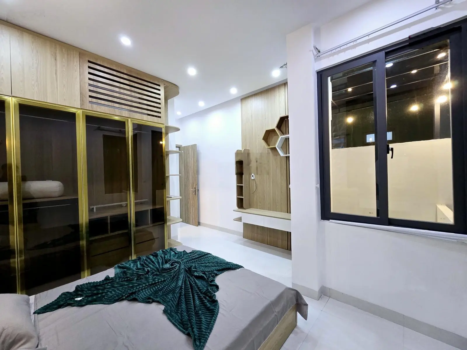 Nhà vườn 95m2 kiệt 3m Hải Phòng full nội thất Luxury sân vườn, hồ cá cực chill