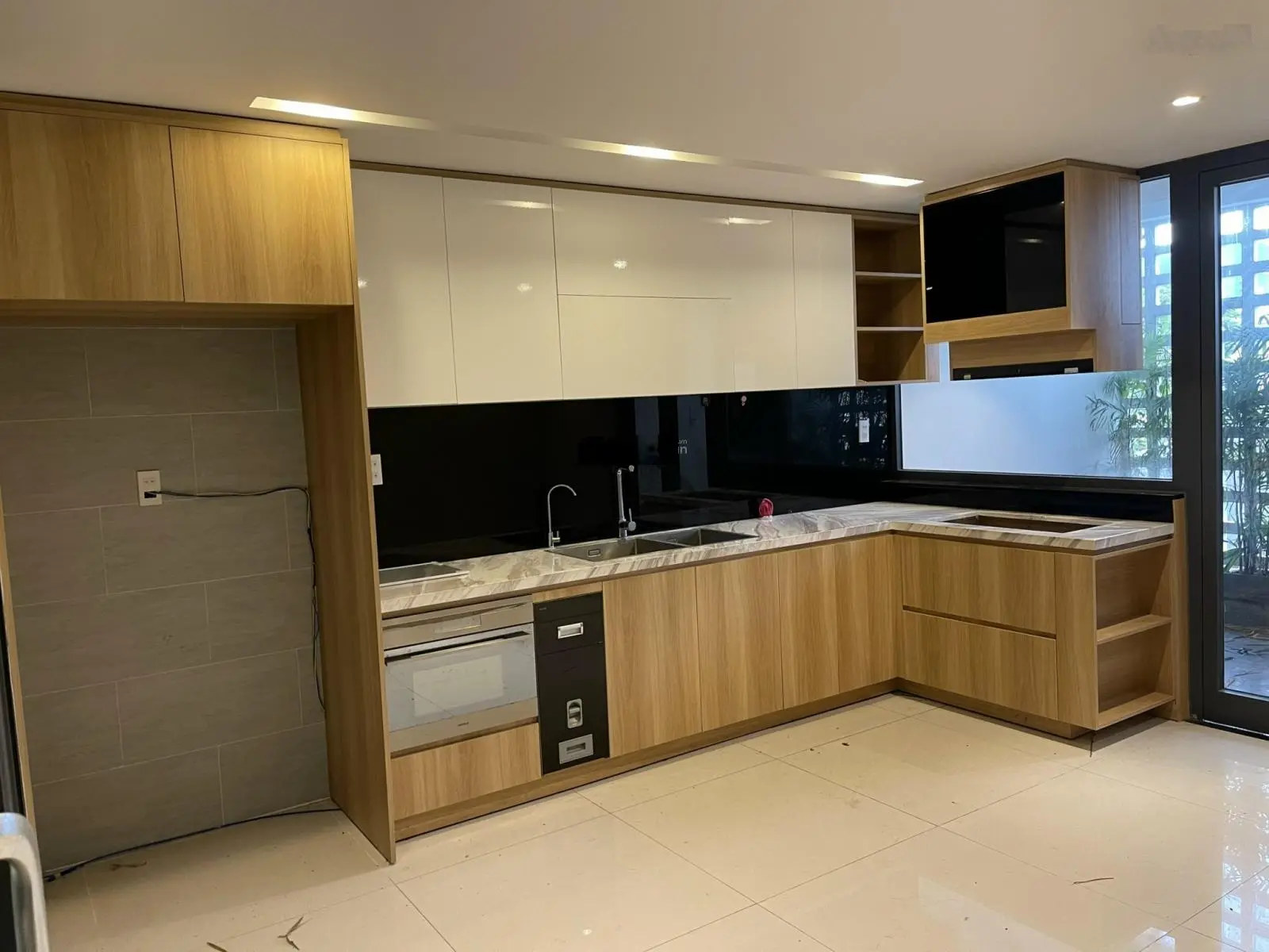 Bán nhà 4 tầng mới 100% MT Lê Văn Hiến gần cầu Tiên Sơn giá rẻ