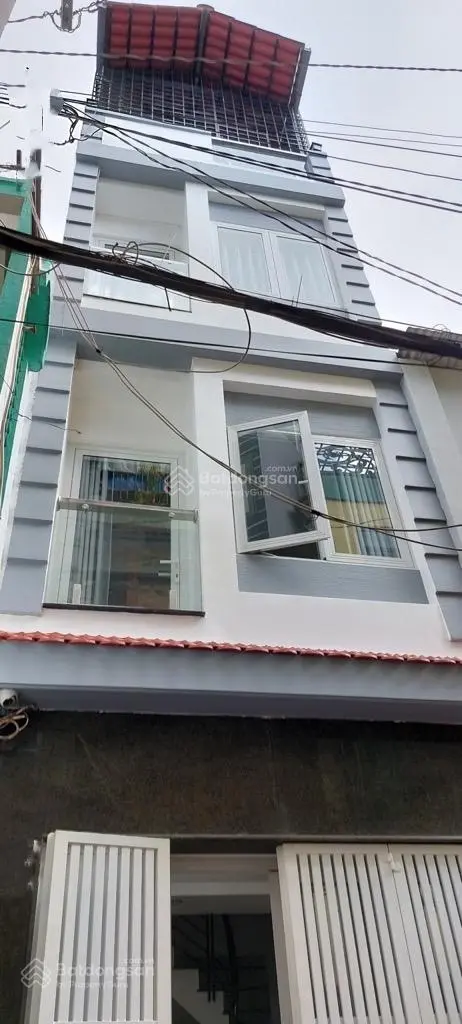 NHỈNH 5 TỶ NHÀ ĐẸP 4 TẦNG,NGANG 3 DÀI 8 ,HXH ,SÁT MẶT TIỀN TRẦN BÌNH TRỌNG QUẬN 5