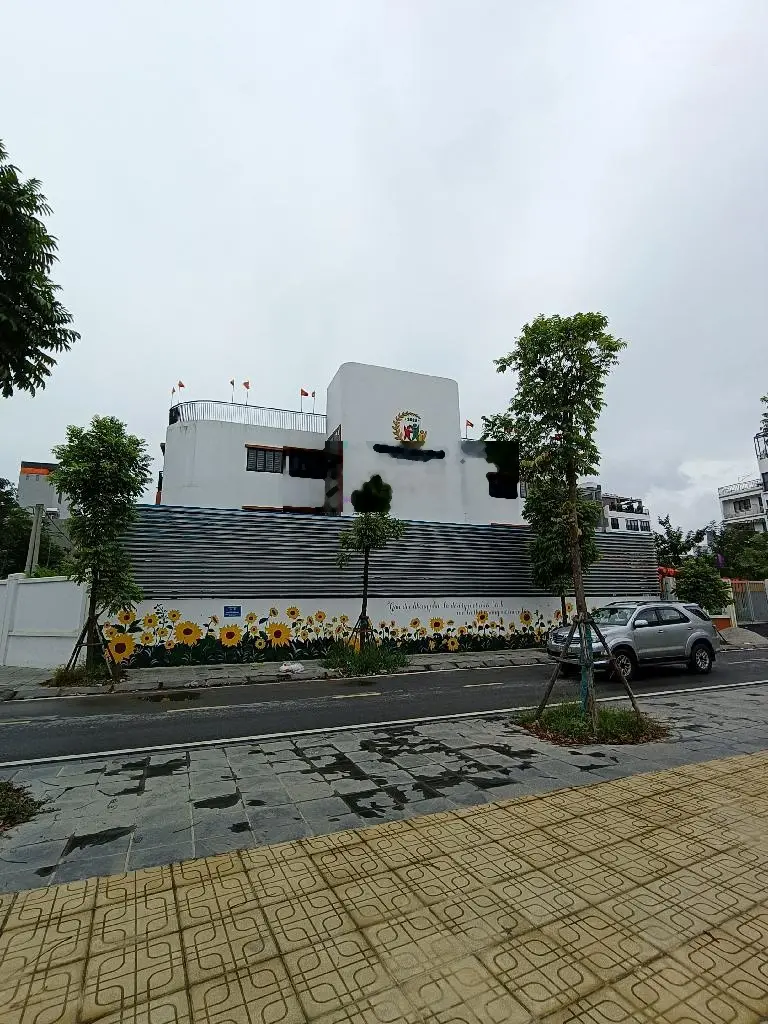 Hiếm, Đất Ngọc Thụy - Long Biên, mặt tiền mơ ước, vỉa hè, kinh doanh, gần chơ,công viên,trường học.