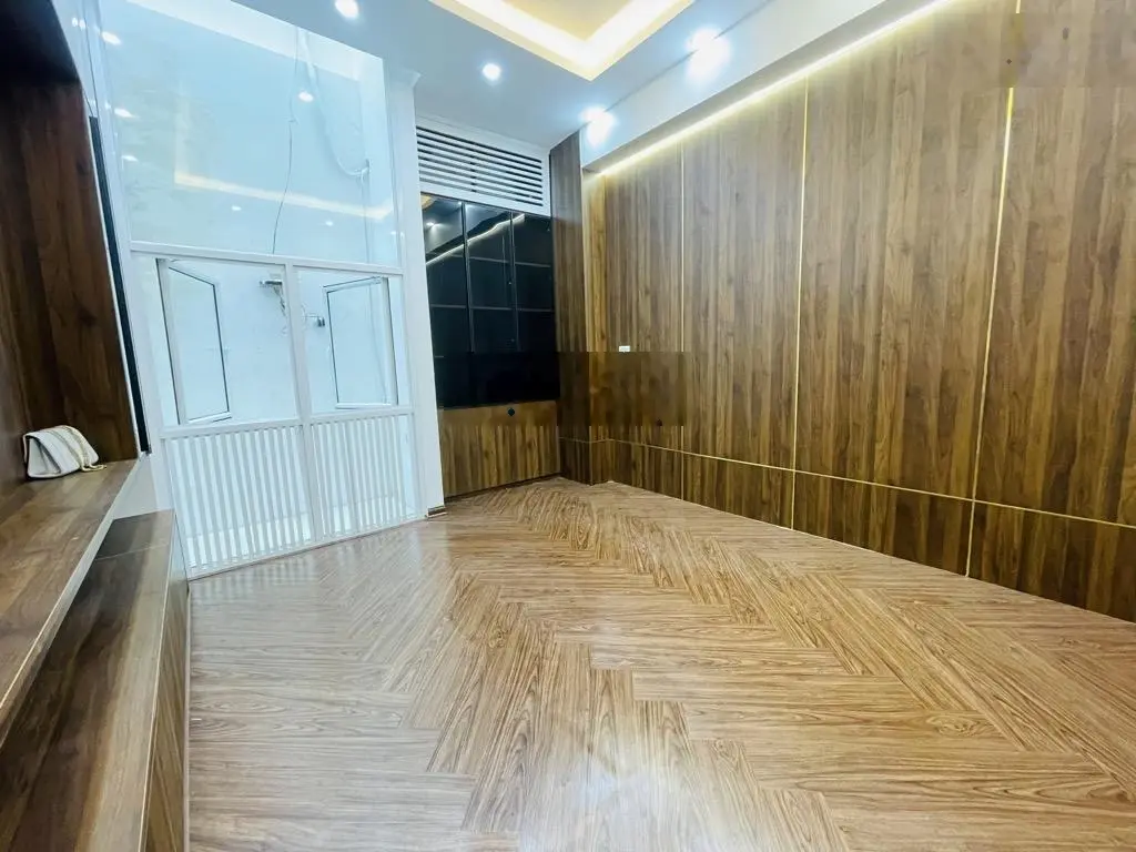 Nhà đẹp kinh doanh bất chấp phố cổ hoàn kiếm