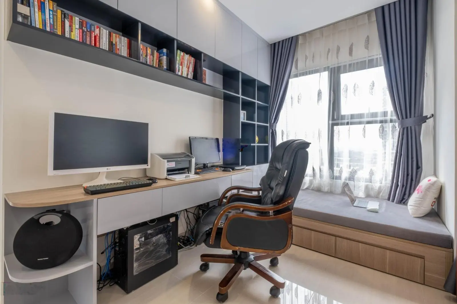 Cực Hiếm căn hộ 2PN+1 diện tích 70m2 Full nội thất giá chỉ 2,85 tỷ Tại Vinhomes Ocean Park Gia Lâm