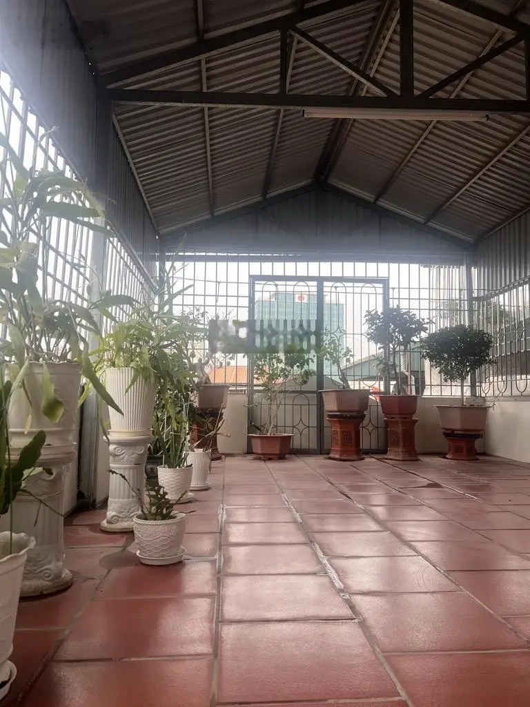 Bán nhà Kim Mã 59m2, mặt ngõ, gần ô tô, full nội thất, thông Giang Văn Minh, giá nhỉnh 15 tỷ
