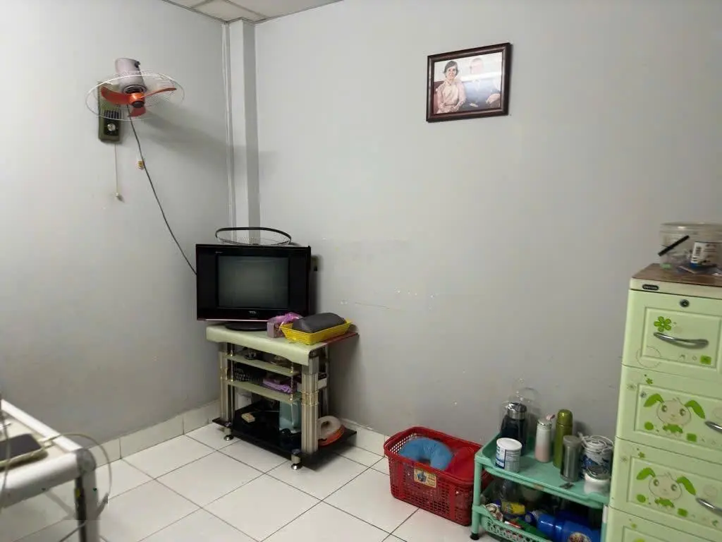 Cần bán gấp nhà góc 2 mặt tiền Dương Bá Trạc P.1 Q. 8. Dòng tiền cực tốt. DT 61m2. Giá nhỉnh 6 tỷ