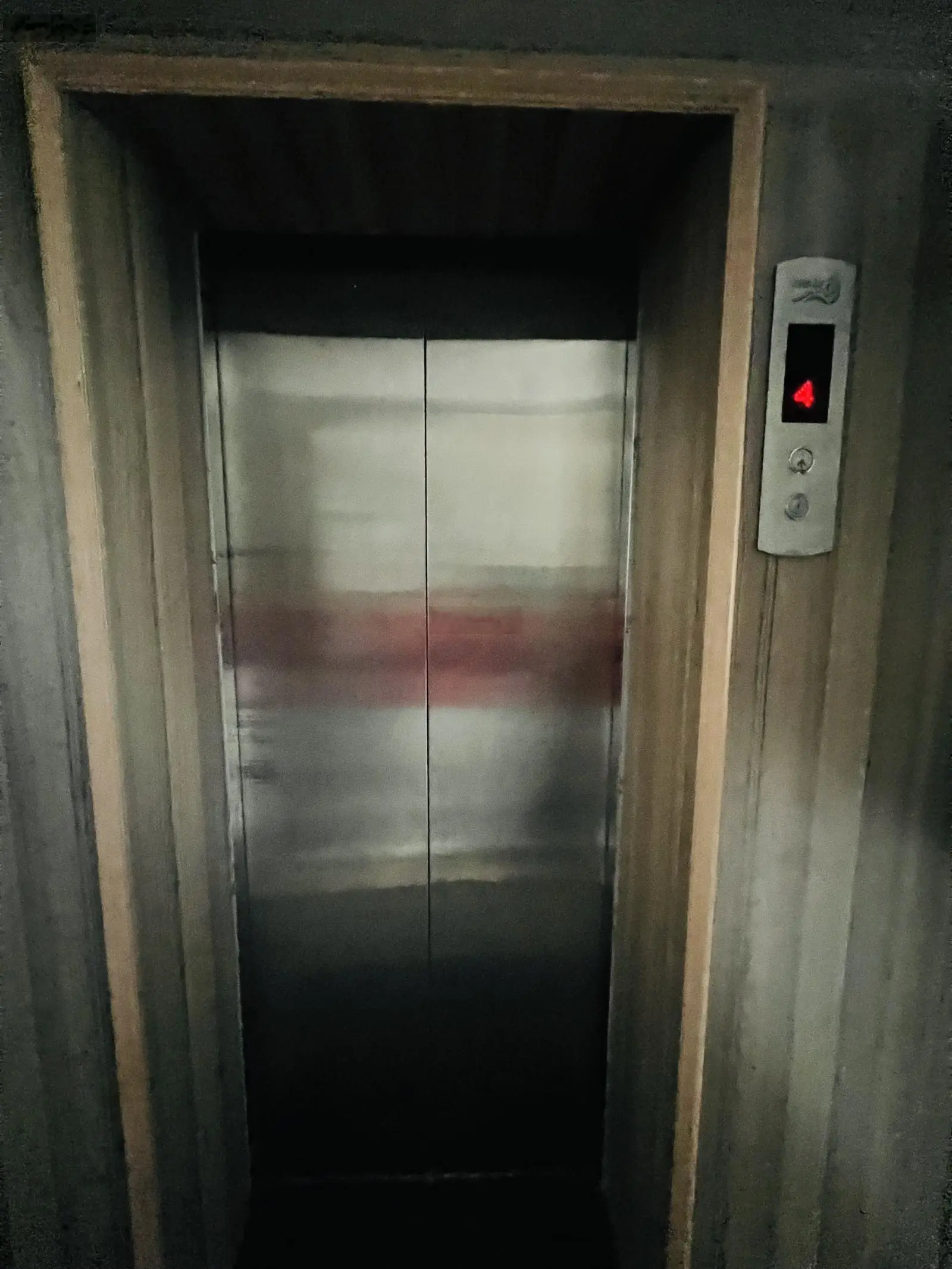 Bán nhà Hầm,1T4L Có THANG MÁY - Gần Metro Đuờng Tú Xương, P Hiệp Phú, Quận 9. Sàn 413.1m2 - Ngang 8