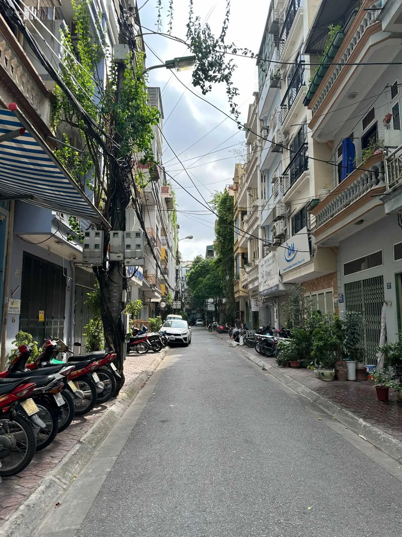 Bán nhà khu phân lô Trung Kính-Mạc Thái tổ khu vip Cầu Giấy, vỉa hè ôtô tránh 45m2 12.5 tỷ