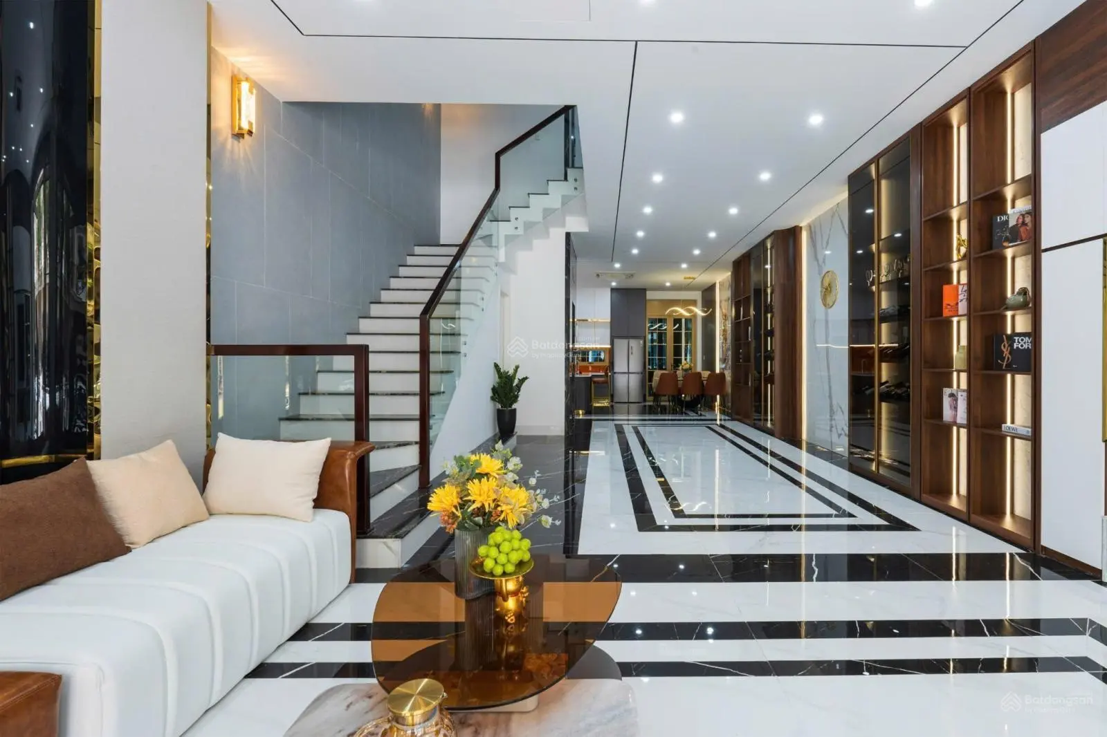 Bán nhà phố Tiên Sơn - Nhà phố cực đẹp đối diện Lottle