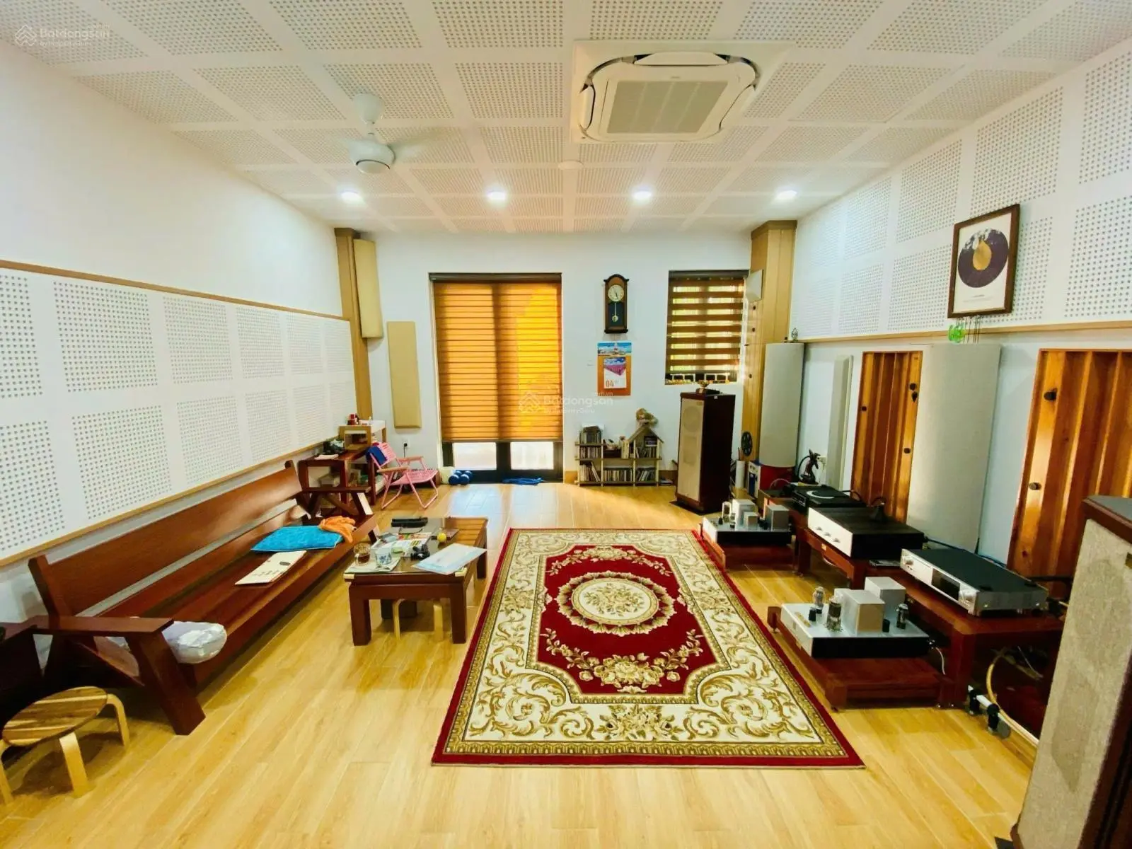 Bán nhà khu đô thị gần công viên mát mẻ giá rẻ