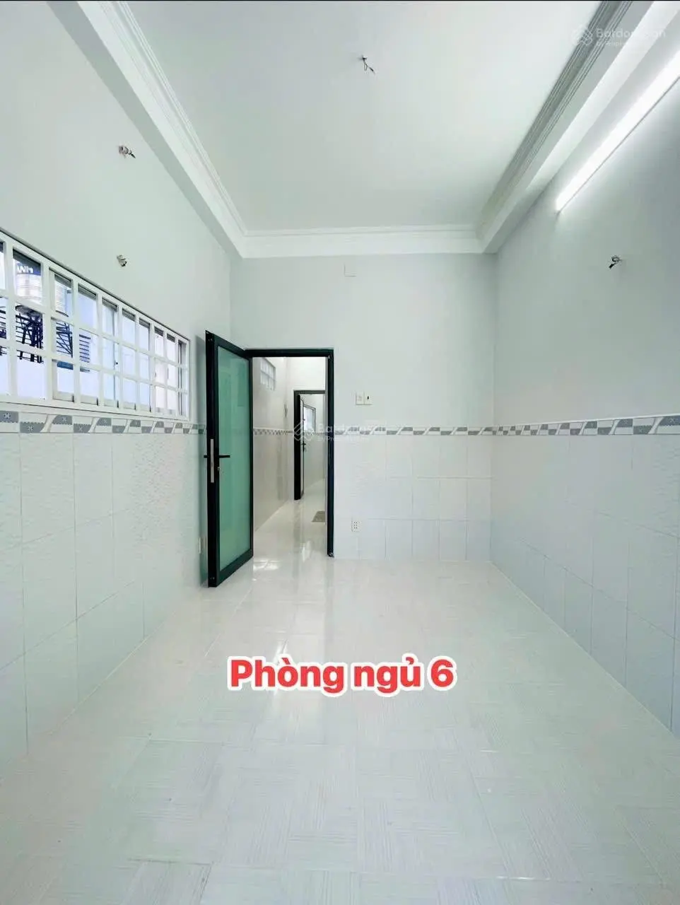 Bán nhà riêng tại đường Nguyễn Thần Hiến, 4,2 tỷ, 31m2, 6 PN, 5 WC