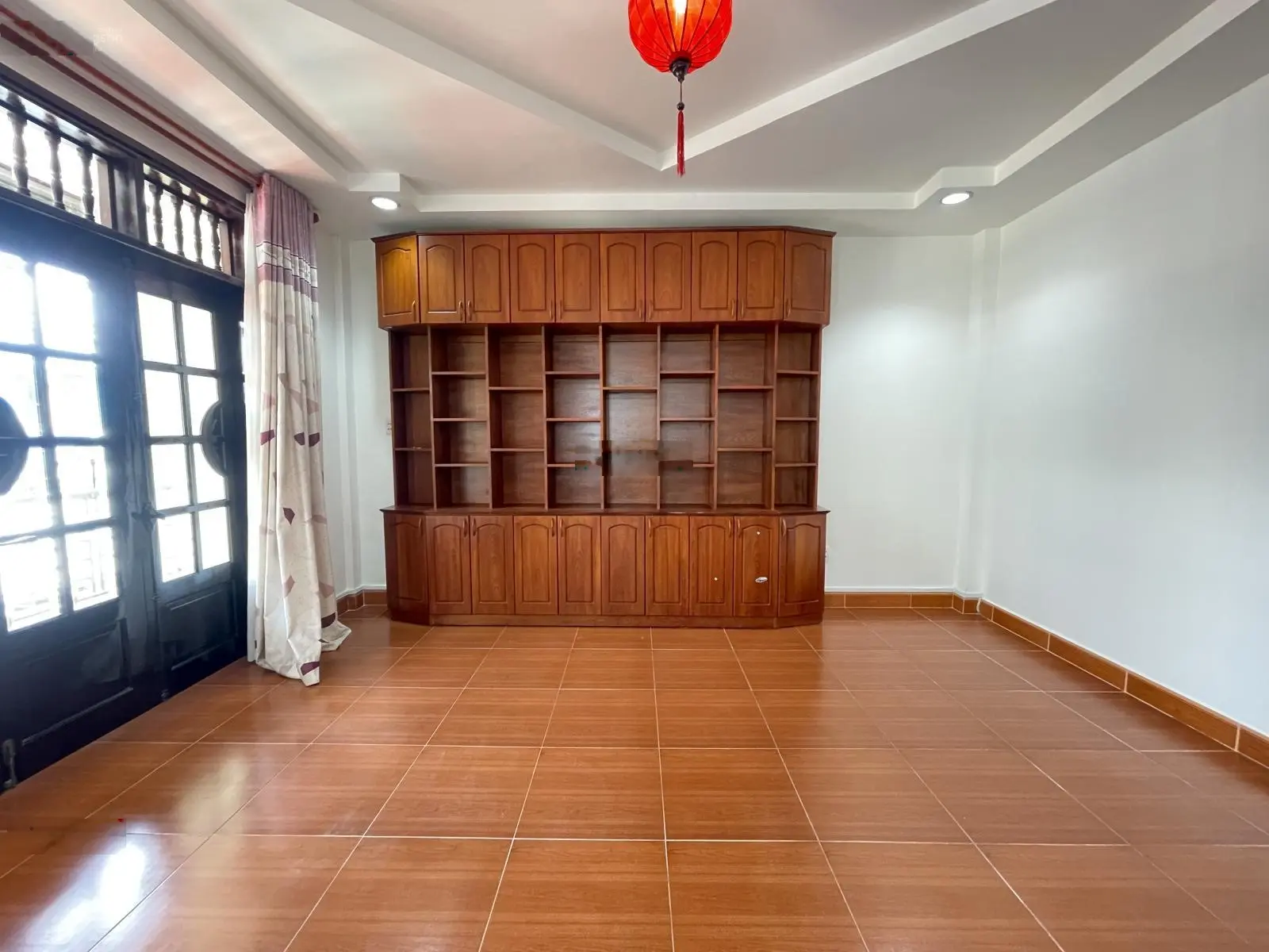 NHÀ 2 TẦNG RỘNG Ngay Nhà thờ Fatima, đường ô tô thông - Khu dân cư đồng bộ - Nội thất cơ bản.