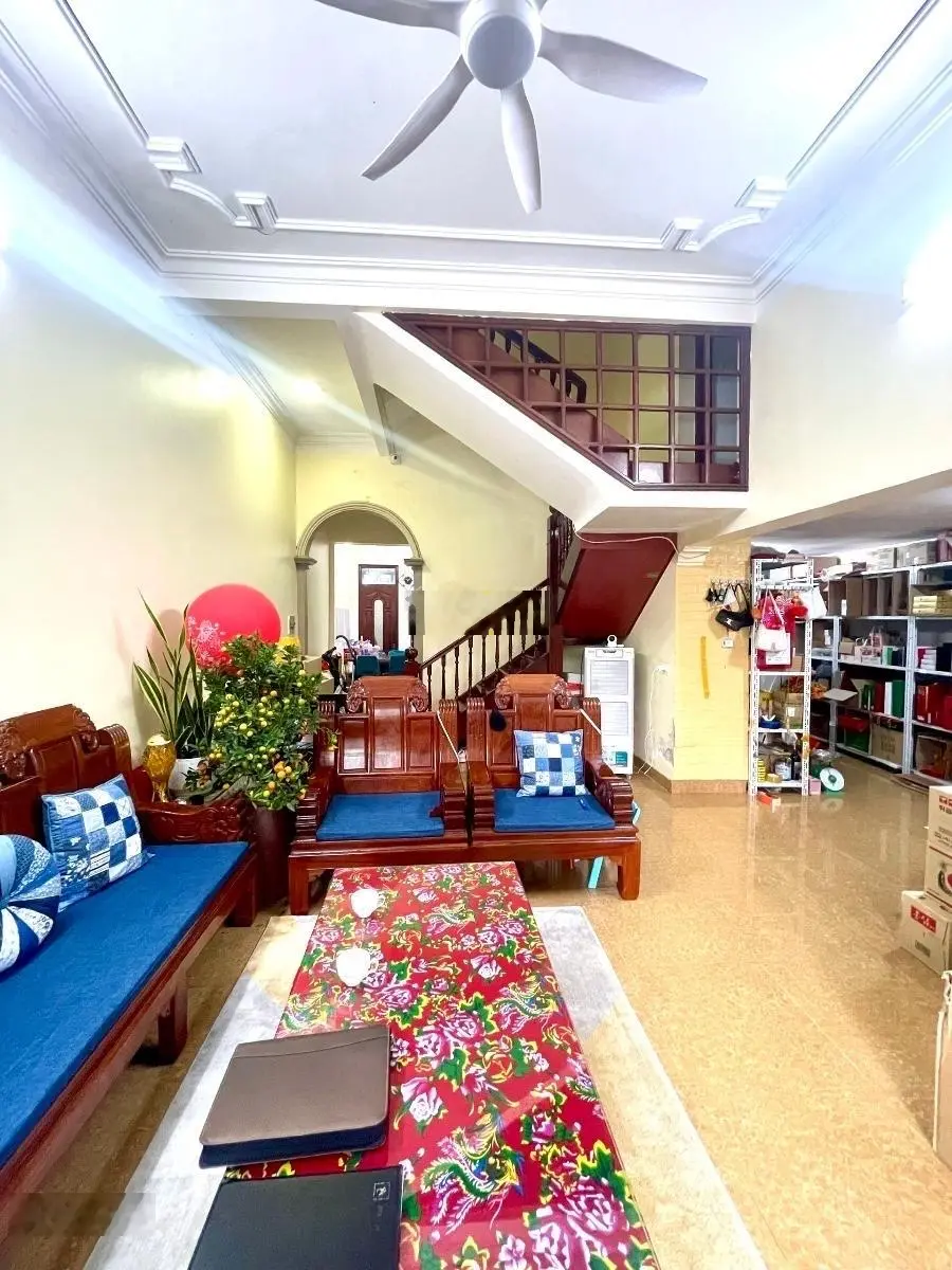 Bán nhà mặt phố Yết Kêu, hà Đông, kinh doanh, vỉa hè, diện tích 85m2, mt 4.3m, giá 17.5 tỷ