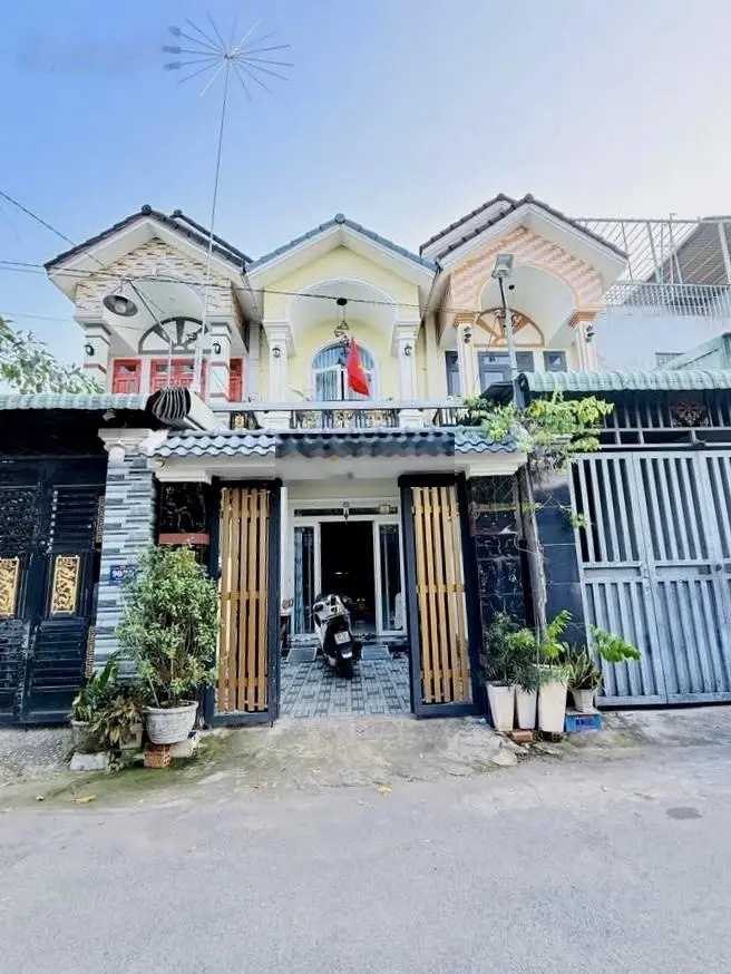 Gia Đình Tôi Chuyển Chỗ Ở Cần Bán Căn Nhà Sổ Riêng Giá Rẻ Tại Tp Dĩ An BD