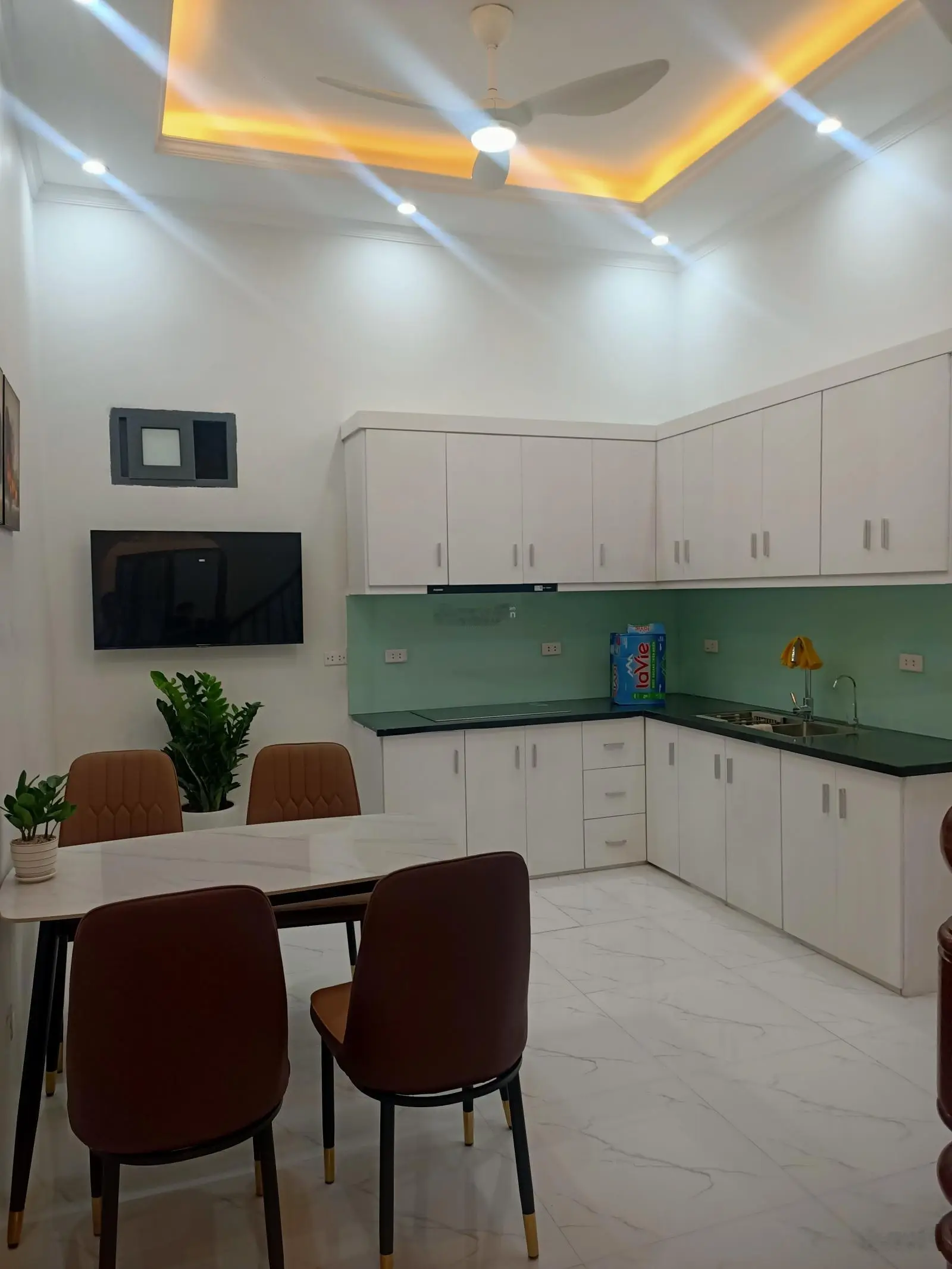 7.6 Tỷ nhà Bùi Xương Trạch mới 5T DT rộng 59m2 - ngõ 2.5m - tặng toàn bộ 6 điều hoà 6 tivi 2 tủ