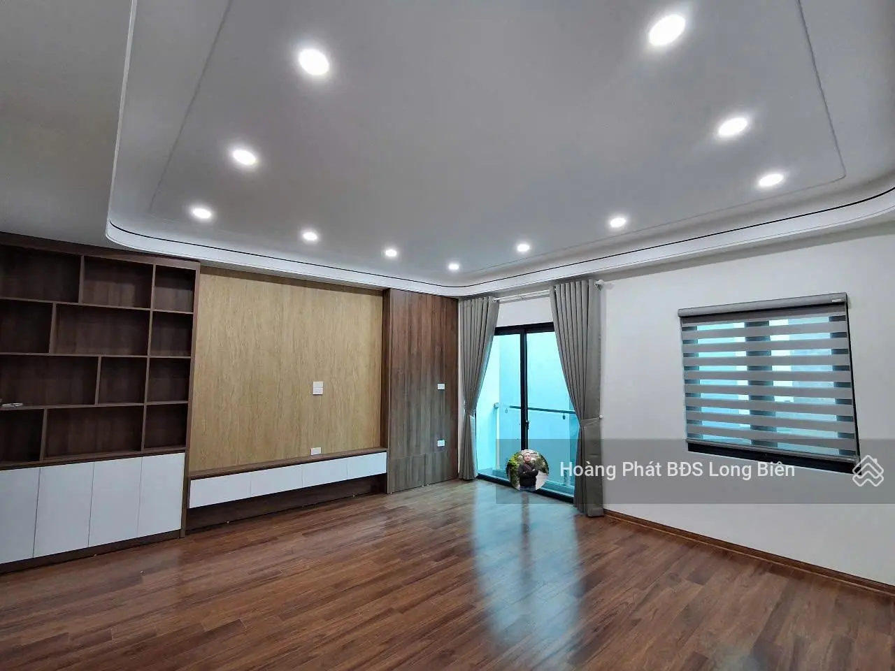 Bán nhà 48m2 x 6T thang máy tại Long Biên. Cách 1 nhà ra mặt phố Đàm Quang Trung. Lh 0965858116