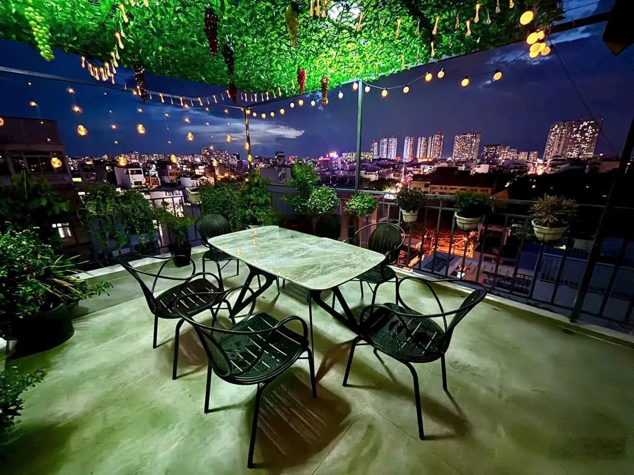 Nhà phố 500m2 diện tích sàn, 11 Phòng Ngủ, có thang máy, mặt tiền đường số, p Tân Kiểng, Quận 7.