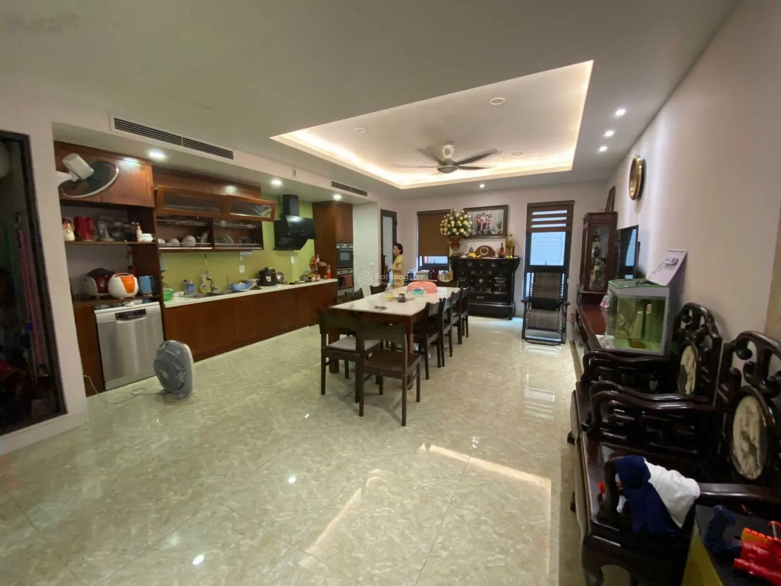 Bán gấp nhà Hào Nam - kinh doanh - ô tô - 1 nhà ra phố - 65m2x7T - MT 6m - LH 0976 767 ***.65