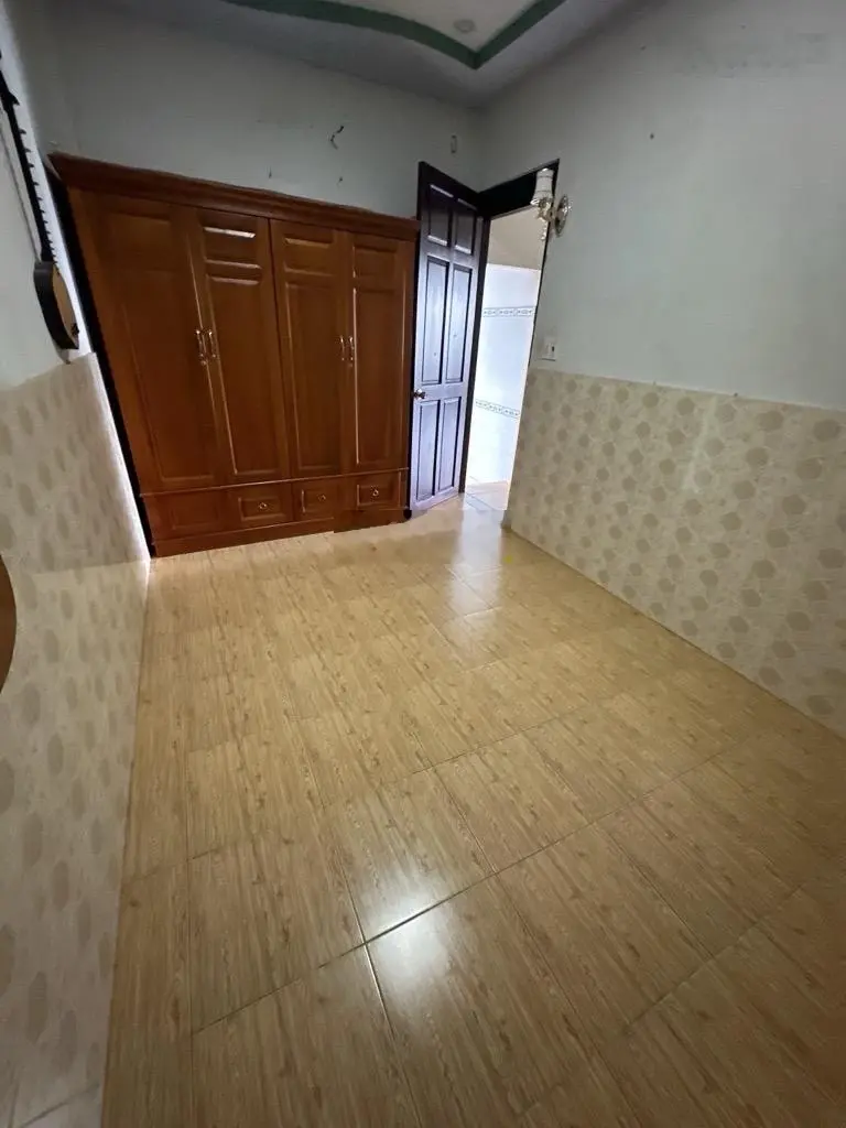 Bán nhà lô góc - không lộ giới hông - diện tích 4x19m - giá 3 tỷ + Tân Chánh Hiệp Quận 12
