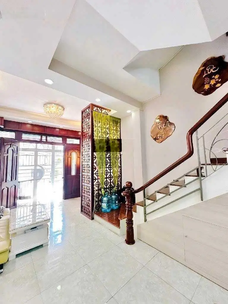 Bán nhà hẻm xe hơi Tô Hiến Thành Quận 10 ngang 4m dài 12m 1 trệt 5 lầu