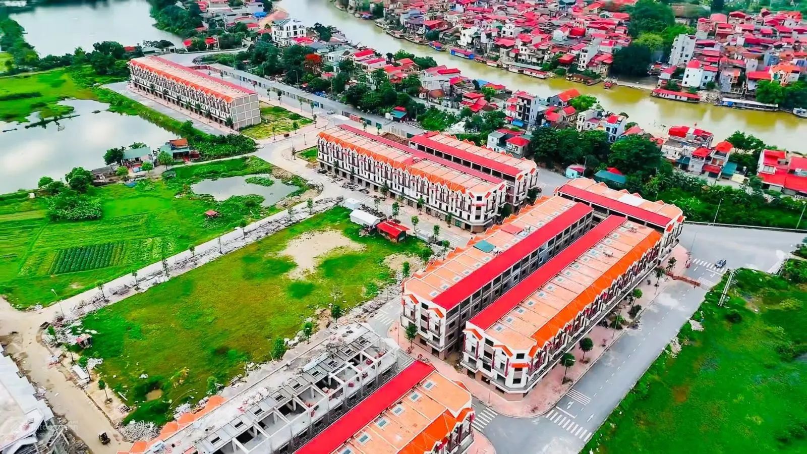 Bán nhà 4 tầng xây thô tại Vạn Phúc, Bắc Ninh. Diện tích 76,5m2