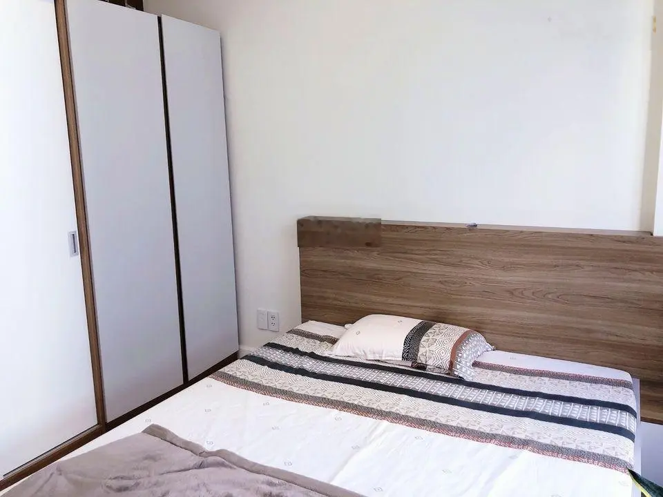 Chính chủ bán gấp căn hộ Hà Đô Nguyễn Văn Công DT 83m2, giá 1 Tỷ 860 NT Đầy Đủ - Sổ Hồng Riêng