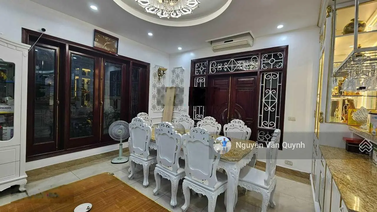 Chủ cần bán biệt thự Xa La, diện tích 226m2, xây 3 tầng, mặt tiền 11m, chủ tặng Full nội thất