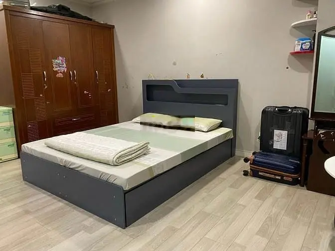 Bán căn hộ 2PN,2WC,81m2,view sông đẹp, thoáng mát3,3tỷ