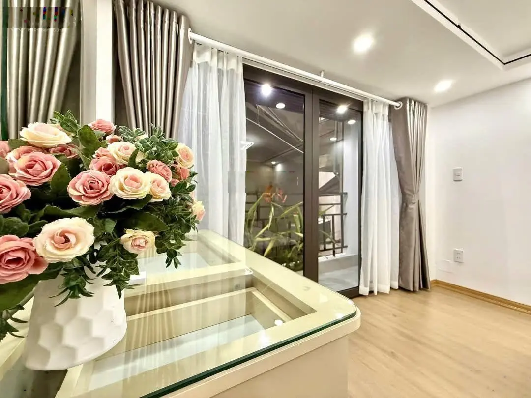 Bán Nhà Riêng 4 Tầng, gần Ô tô ngõ thông giá ưu đãi 5,83 tỷ tại Khâm Thiên, Đống Đa.