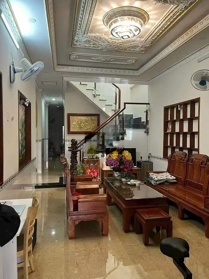 Bán nhà trêt lầu mặt tiền đ.trần quý cáp, dĩ an, dĩ an bình dương