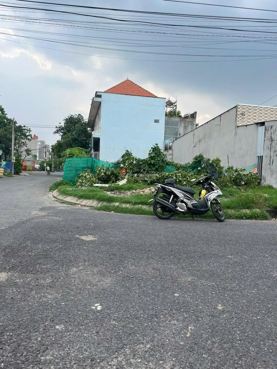 5x30 ngay sát kcn long thành 150m2 full thổ cư. Giá ngộp ra nhanh thiện chí chủ bớt. Sổ sẵn