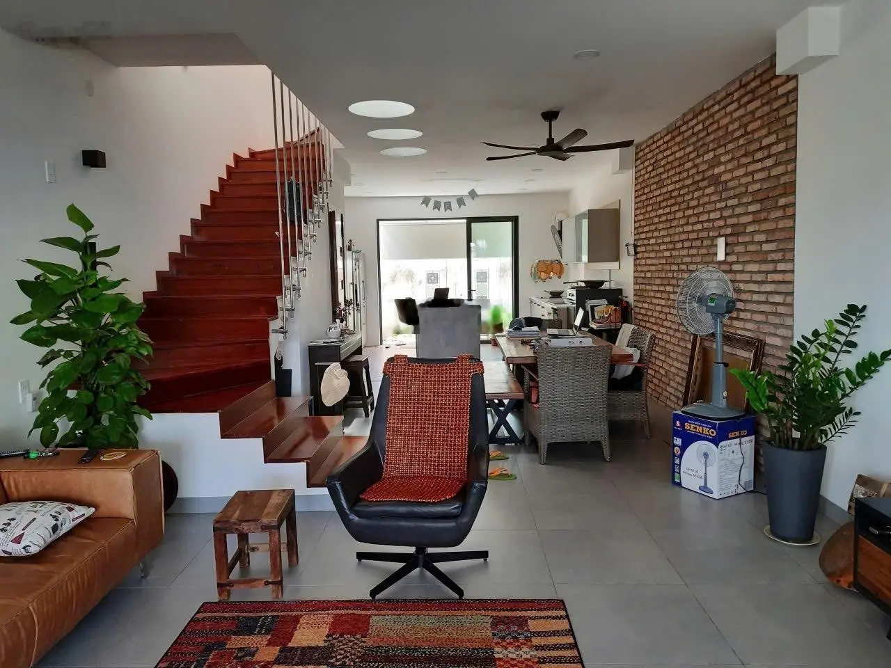 Bán nhà 3 tầng đẹp tại KDT Mỹ Gia (gói 2), Nha Trang, Khánh Hoà đã có sổ đỏ hoàn công