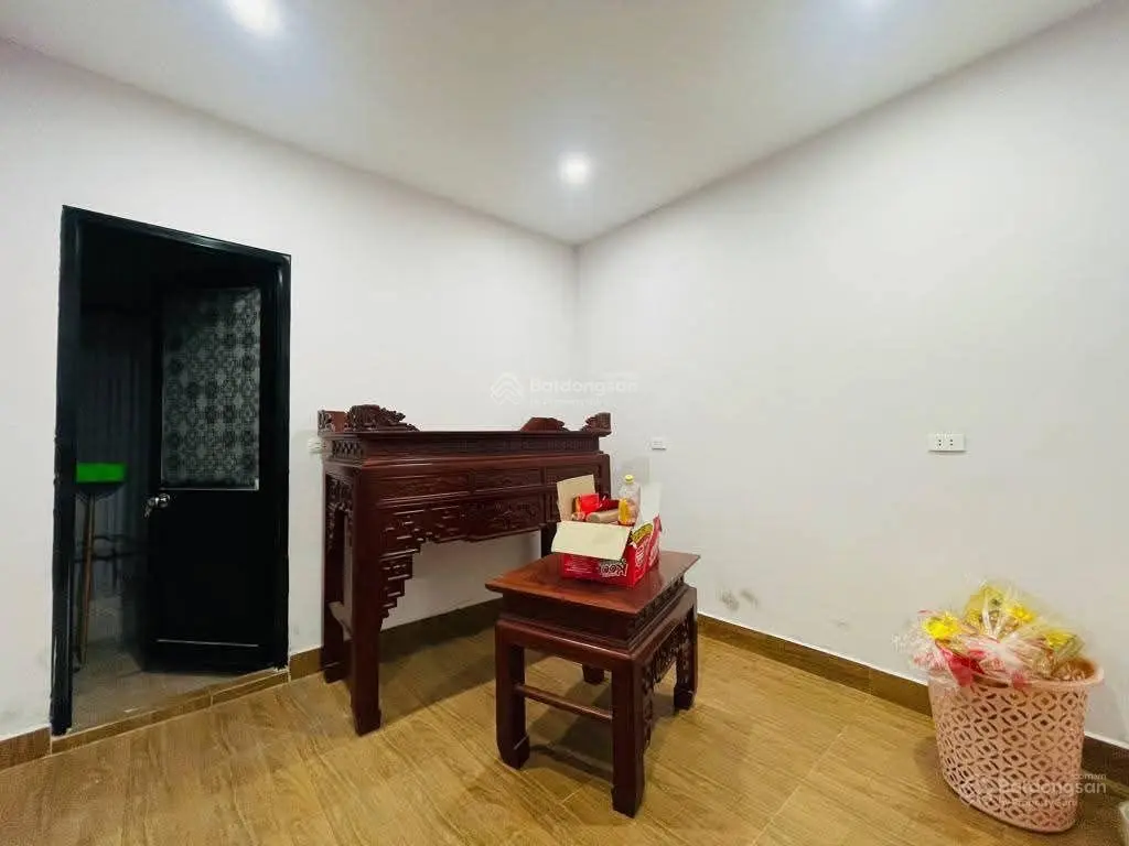 Siêu phẩm nhà mặt phố Ngô Gia Tự, Long Biên, lô góc, 2 mặt tiền, giá chỉ 7.4 tỷ