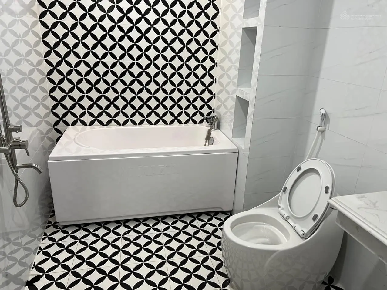 Cần bán nhà gấp Tây Mỗ, lô góc, ô tô đỗ cửa, 5 tầng, 3 tỷ 6