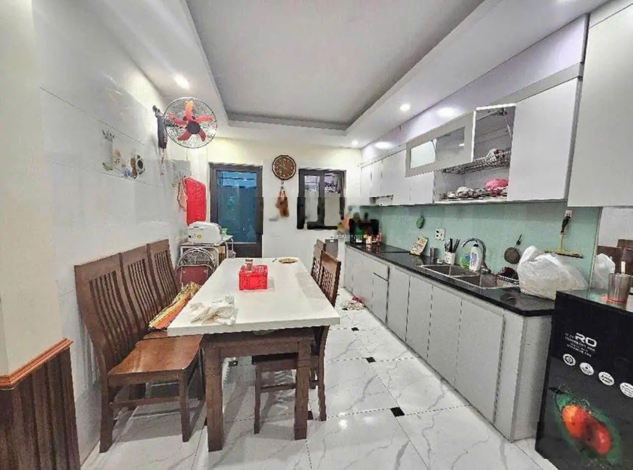 Nhà riêng Đào Tấn, Quận 5: Không gian rộng rãi, kinh doanh tốt, 84m2 SHR xây 2,5 tầng bán gấp 5 tỷy