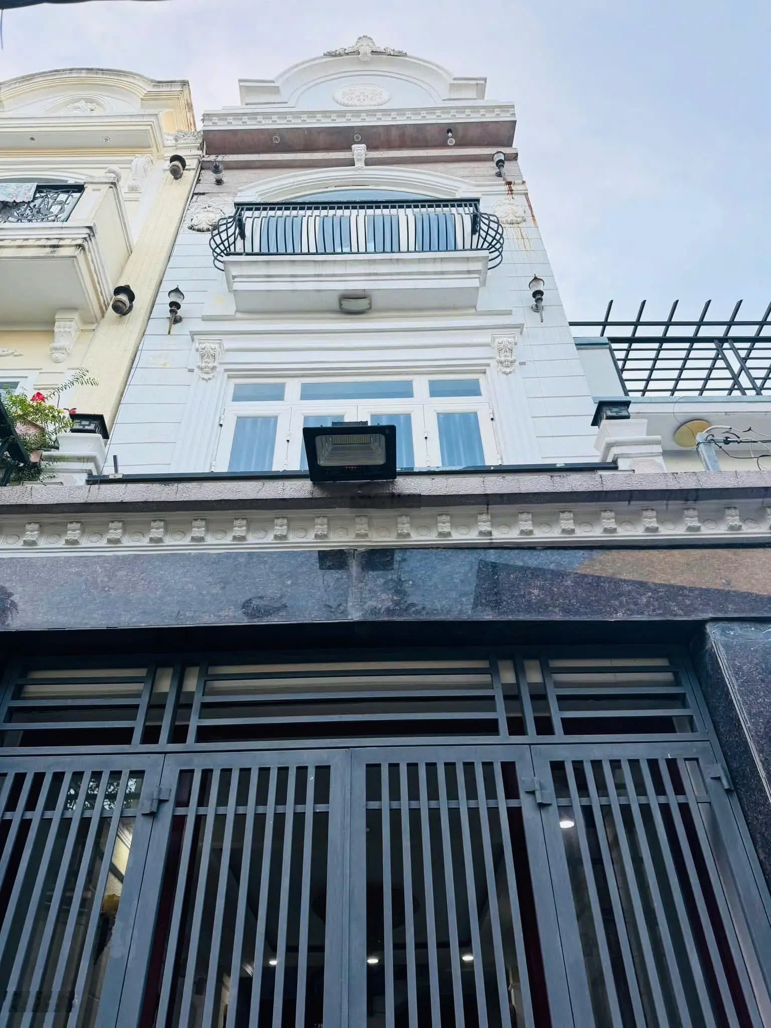 Chính chủ bán nhà mặt tiền 115/ xe hơi Phạm Hữu Lầu, P. Phú Mỹ, Q7, TP. HCM