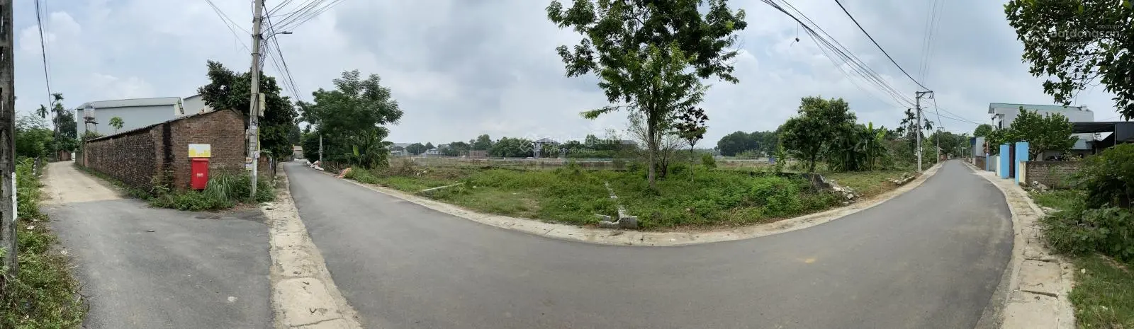Giá rẻ kịch sàn, view hồ thoáng mát, đường thông hè thoáng