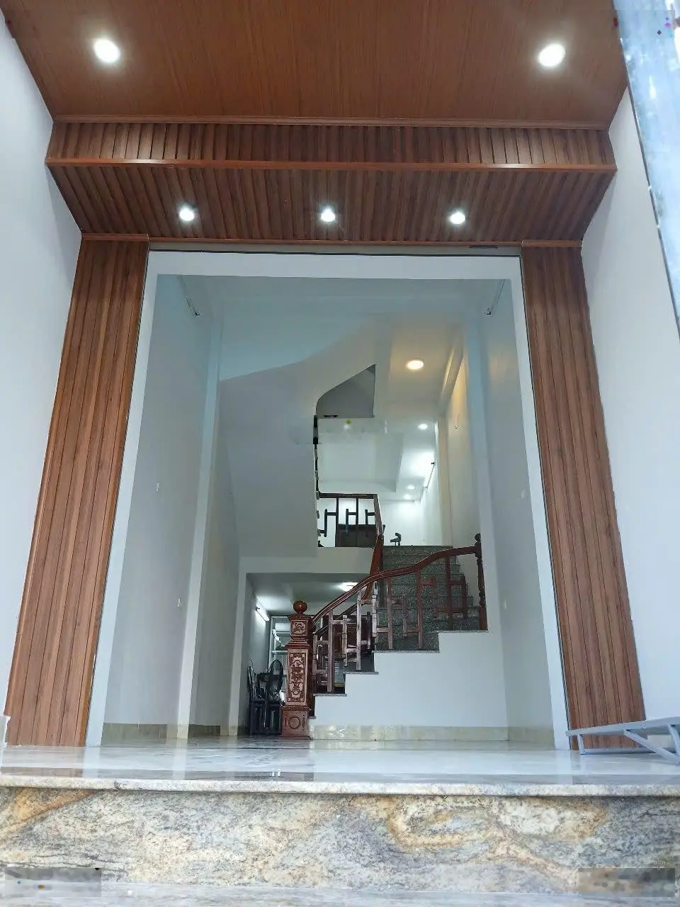 Căn góc măt đường kinh doanh tổ 12 Yên Nghĩa ngay sát KĐT Đô Nghĩa, viện nhi Hà Đông giá 8,25 ty