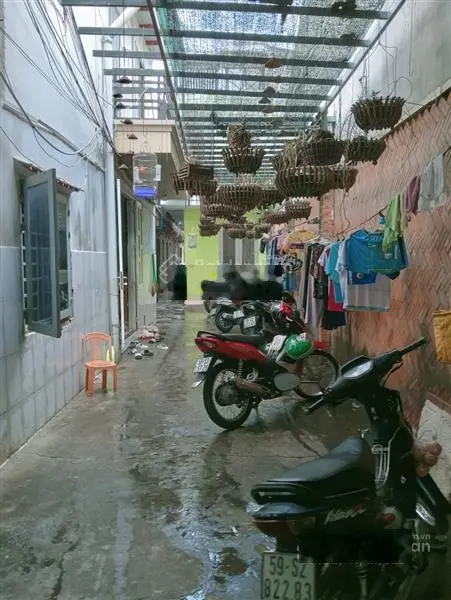 Nhà mặt tiền kd, 206m2, chỉ 53tr/m2. ngay phạm văn đồng, đối diện gigamall. sổ riêng, k quy hoạch