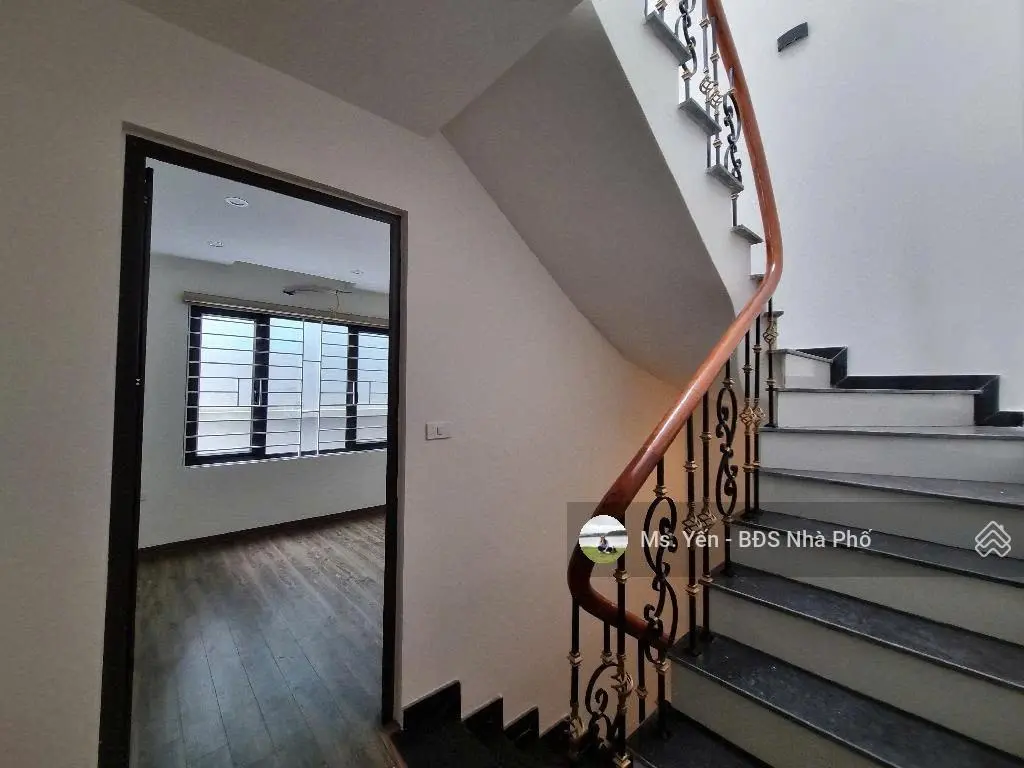 Cần bán nhà riêng Phan Đình Giót, DT40m2, ô tô gần, 5 tỷ 9