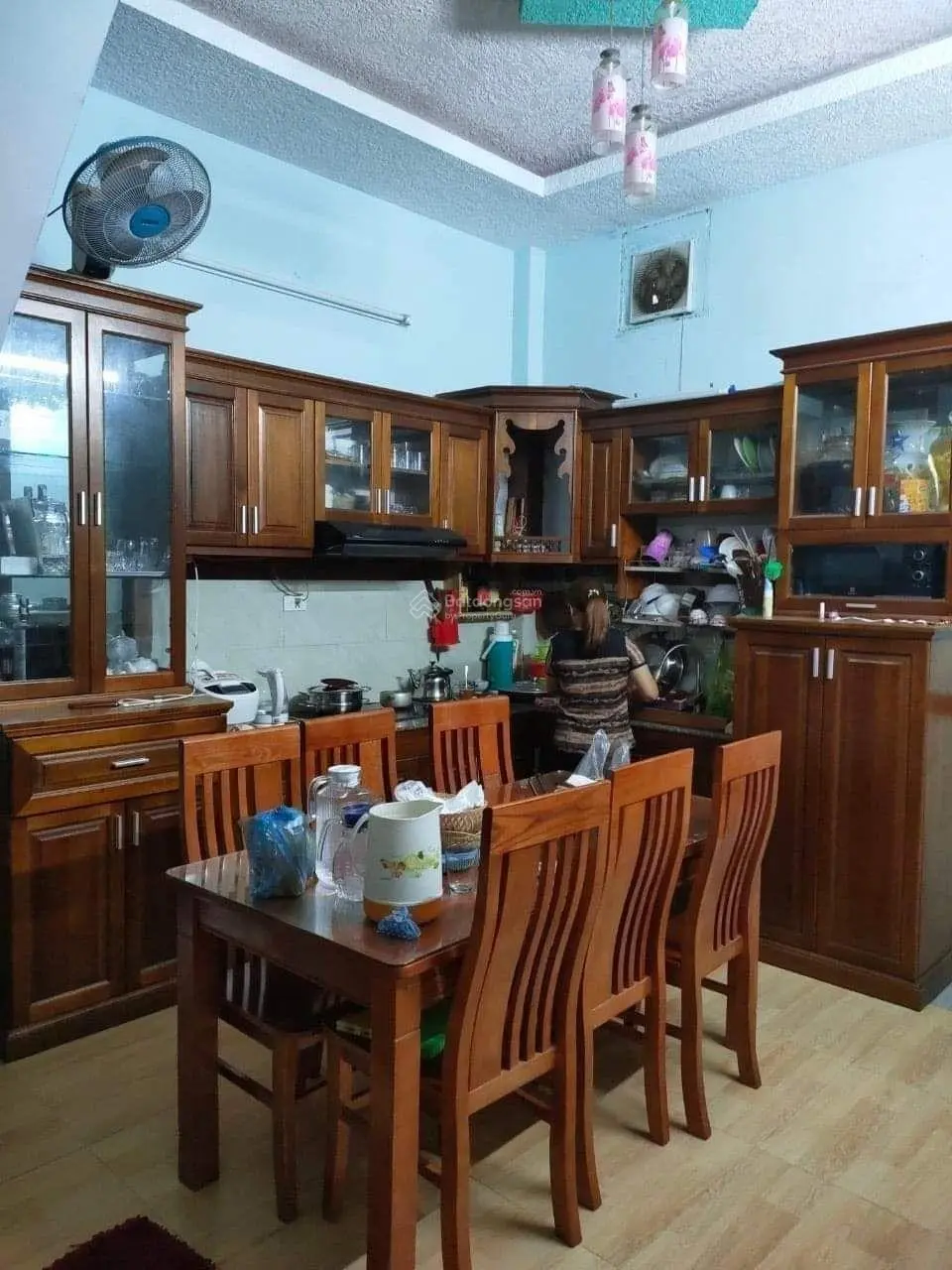 Nhà trệt lầu khu dân cư Thuộc Tân Đông Hiệp đường rộng 8m. Giá 2 tỷ 950