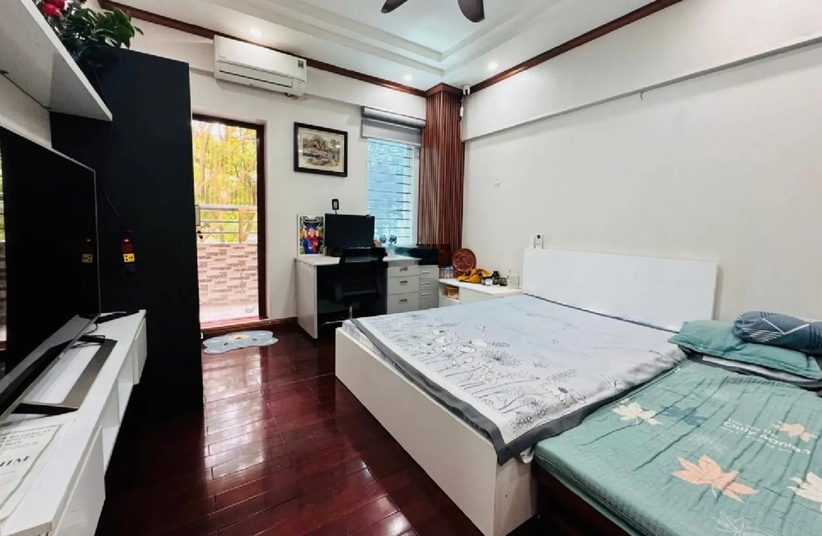 Chung cư ct2a kđt mỹ đình - 160m - 3pn - các phòng thoáng sáng - tặng nt gỗ hương - giá 6,6 tỷ