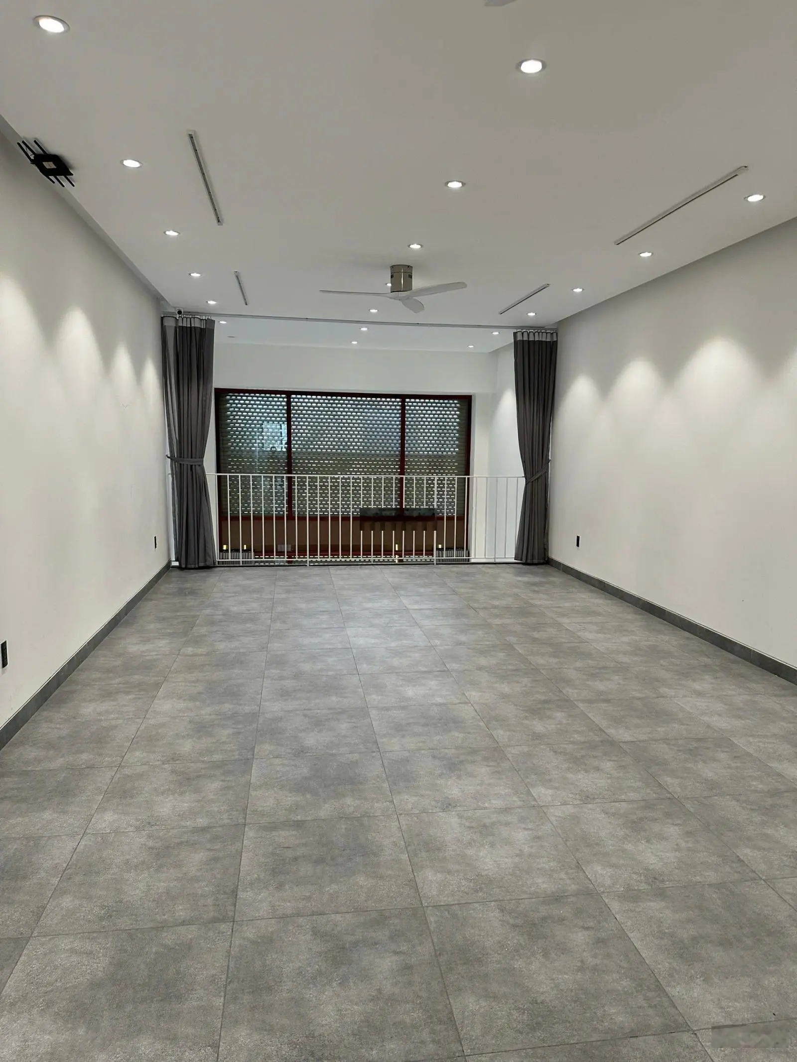 Cần tiền bán nhà mới xây đường 29/3, Hoà Xuân, Cẩm Lệ, Đà Nẵng