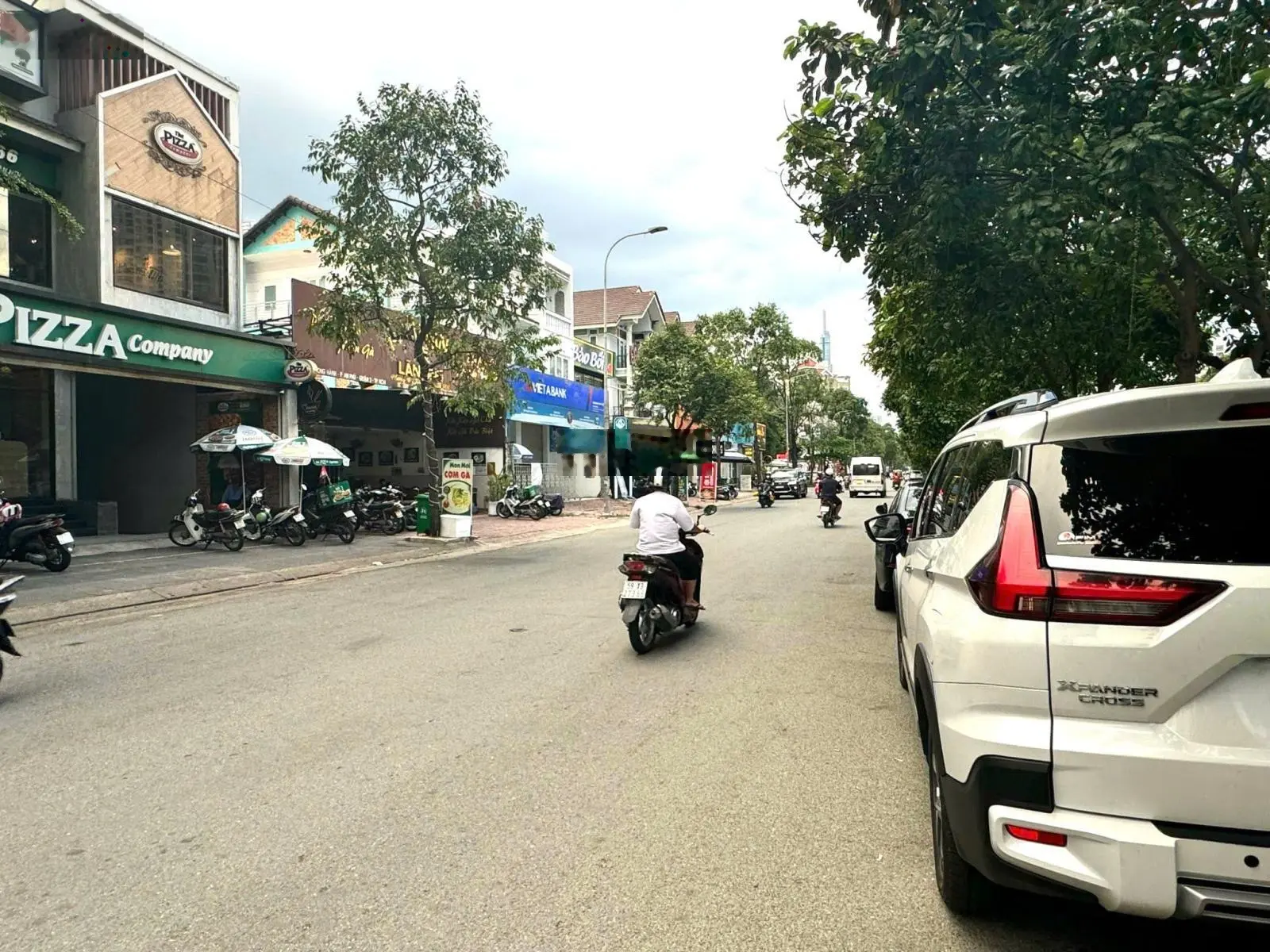 Chính chủ cần bán căn shop thương mại MT Song Hành, P An Phú 150m2, hầm 3L sẵn HĐ thuê chỉ 69 tỷ