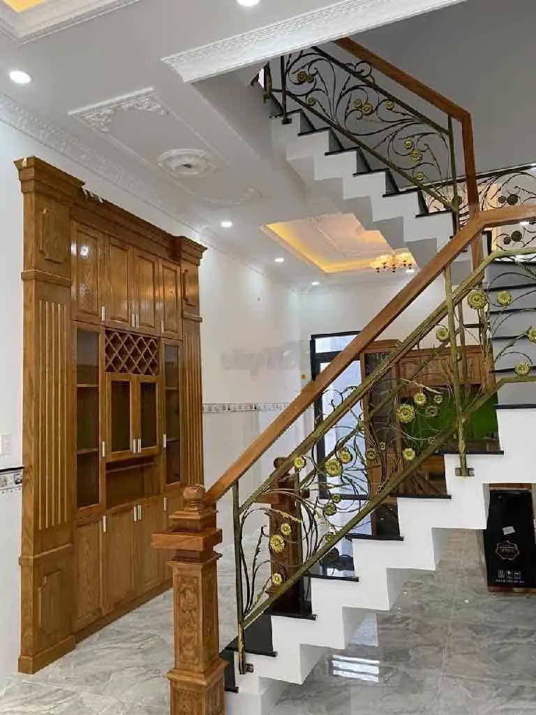 Bán nhà mặt tiền giá 9 tỷ, diện tích 64 m2, tại Đặng Minh Trứ, phường 10, quận Tân Bình