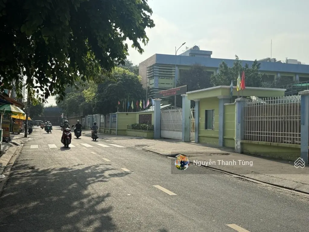 Mặt tiền đường 10m Hiệp Thành Quận 12 - hơn 150m2 (6 x 26), nhà cấp 4 còn mới sẵn dòng tiền