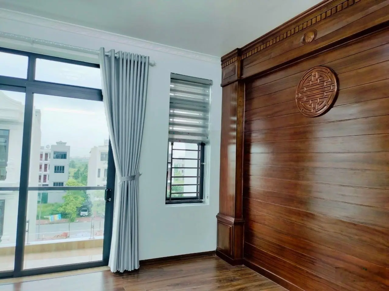 Cần bán căn nhà 4 tầng cầu thang máy KĐT Tân Phú Hưng - Tp Hải Dương